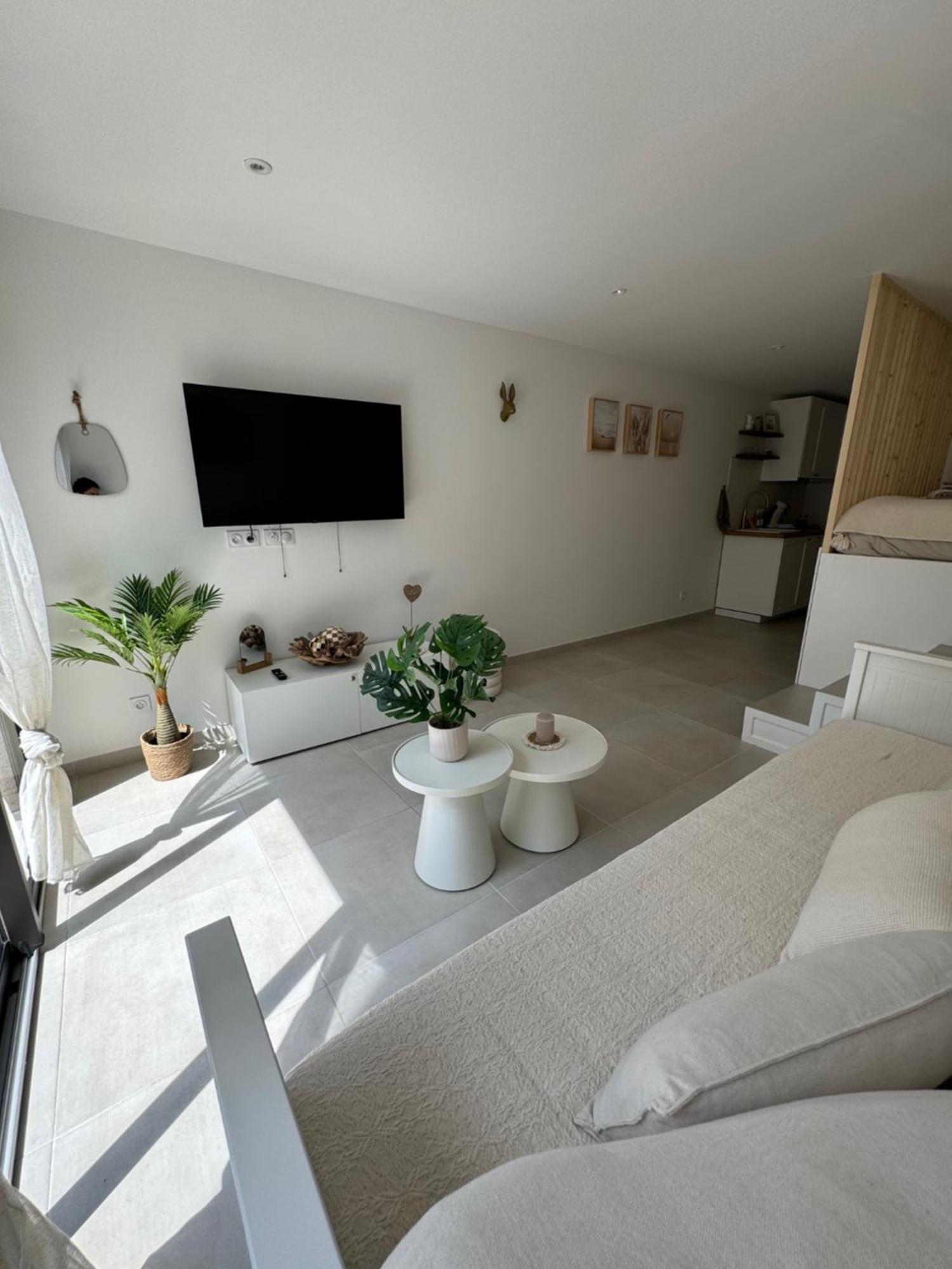 Ferienwohnung Chez Timmaflo Fréjus Exterior foto