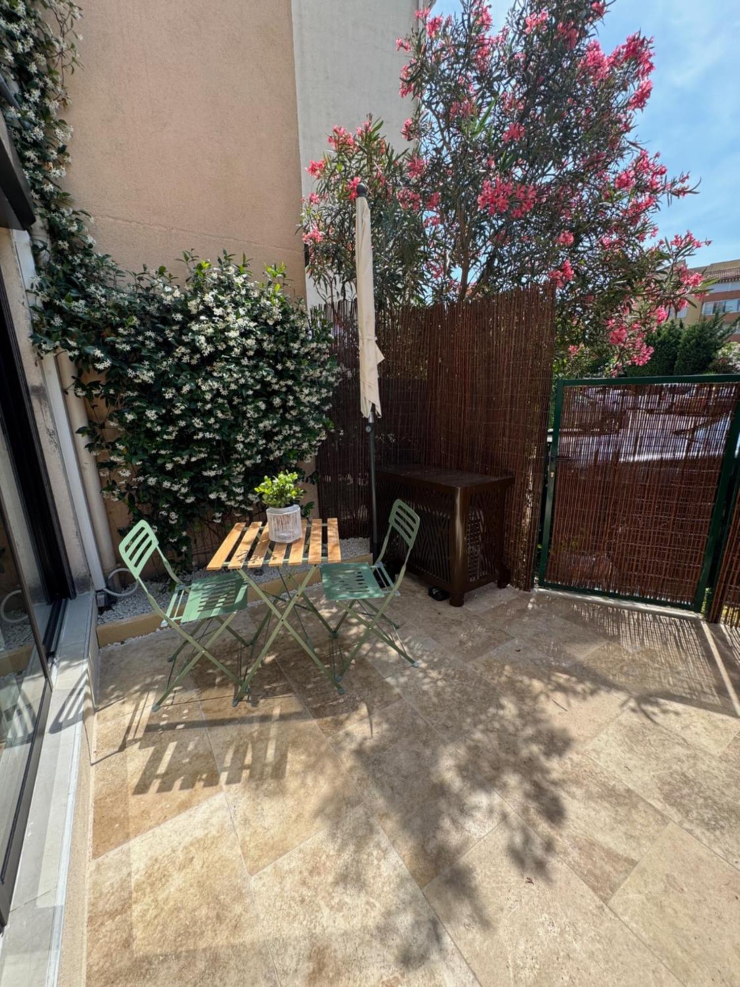 Ferienwohnung Chez Timmaflo Fréjus Exterior foto